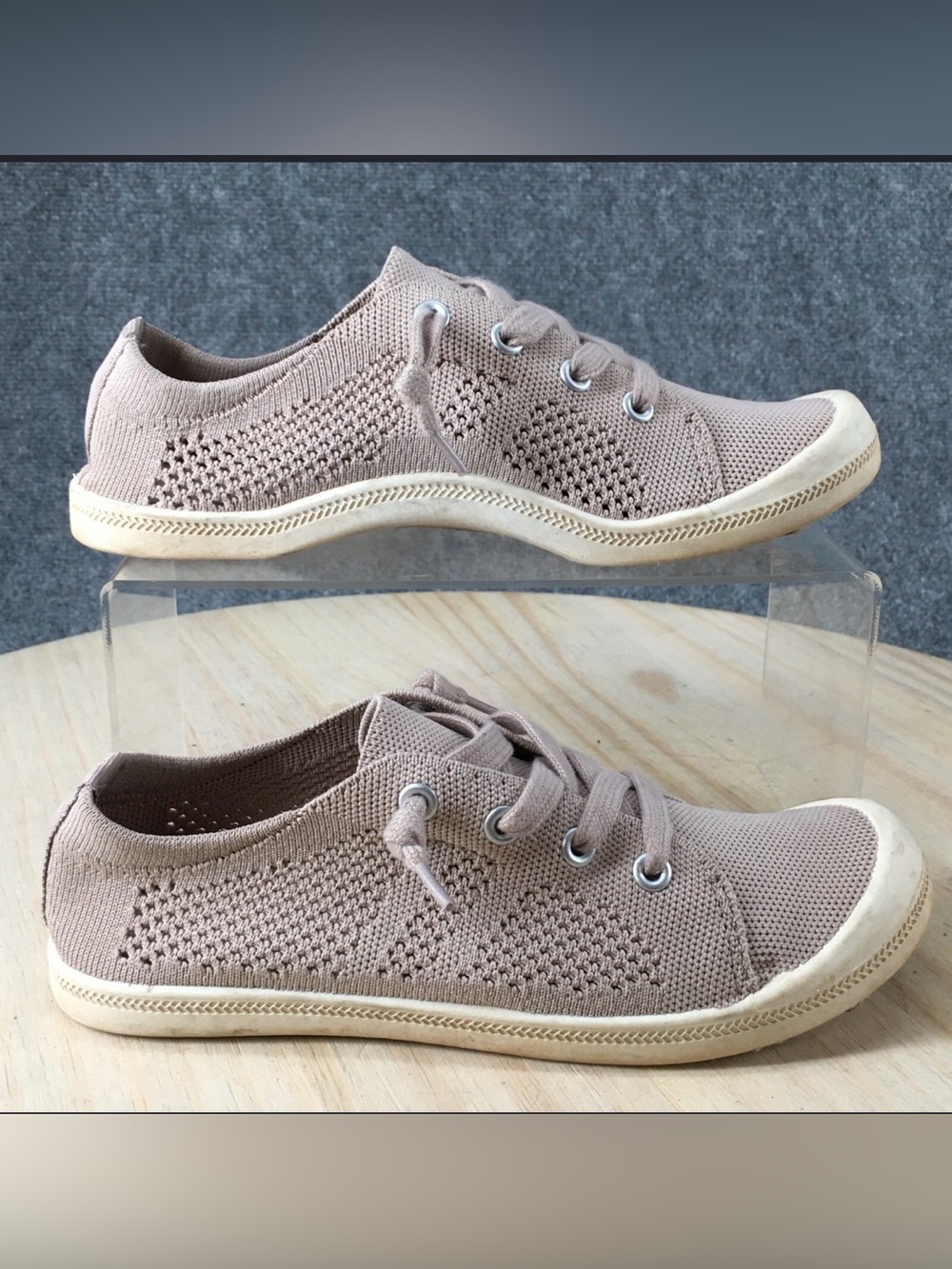 Madden Girl casual sneakers size 7.5